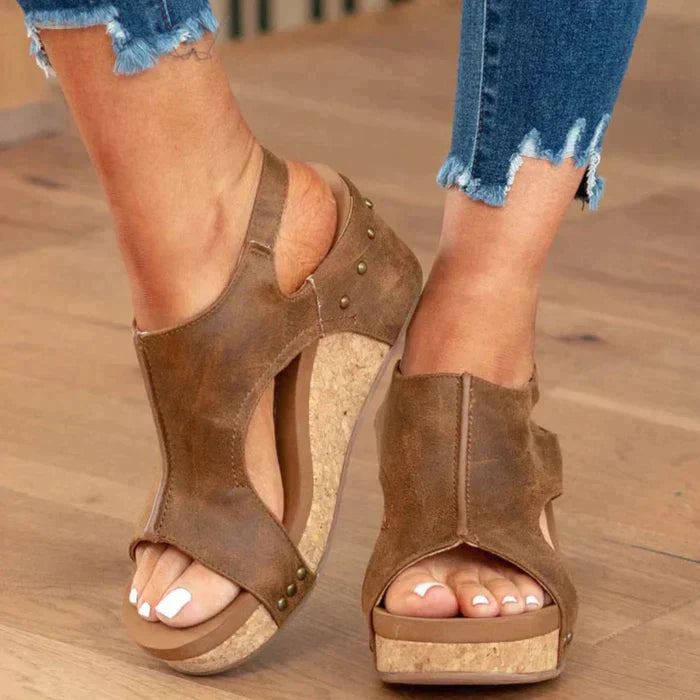 Brown (Almost sold out) / 13