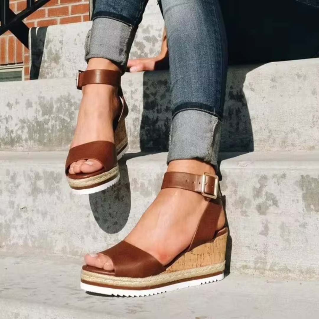 Brown (Almost sold out) / 13