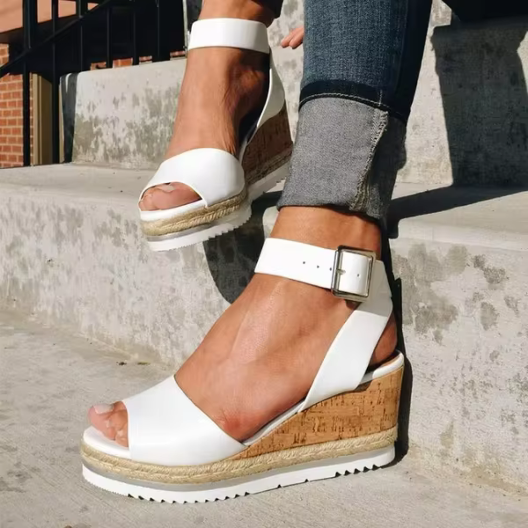 White (Almost sold out) / 13