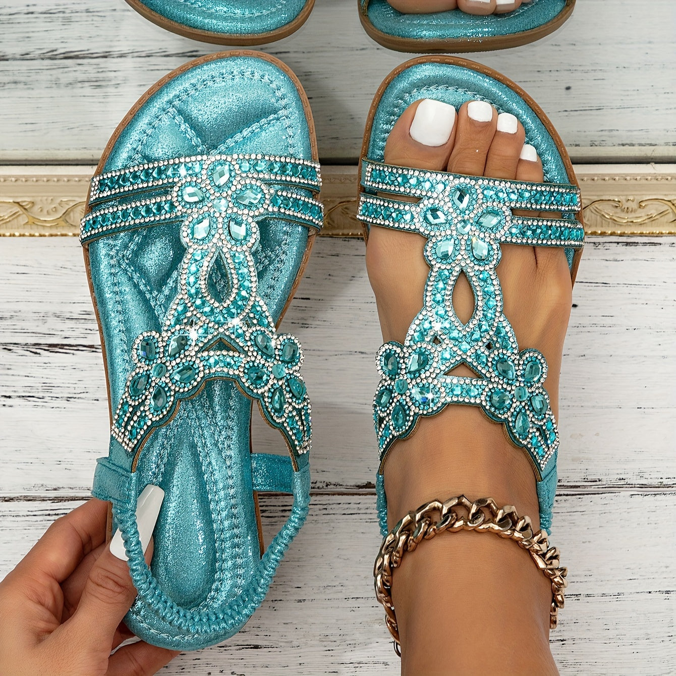 Sky blue / 13