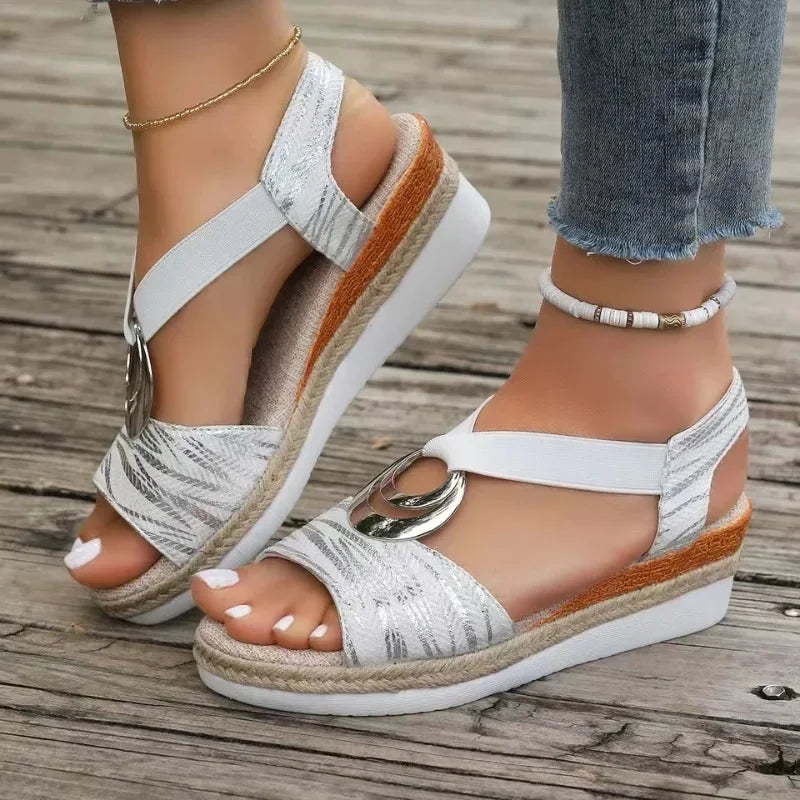 White / 13
