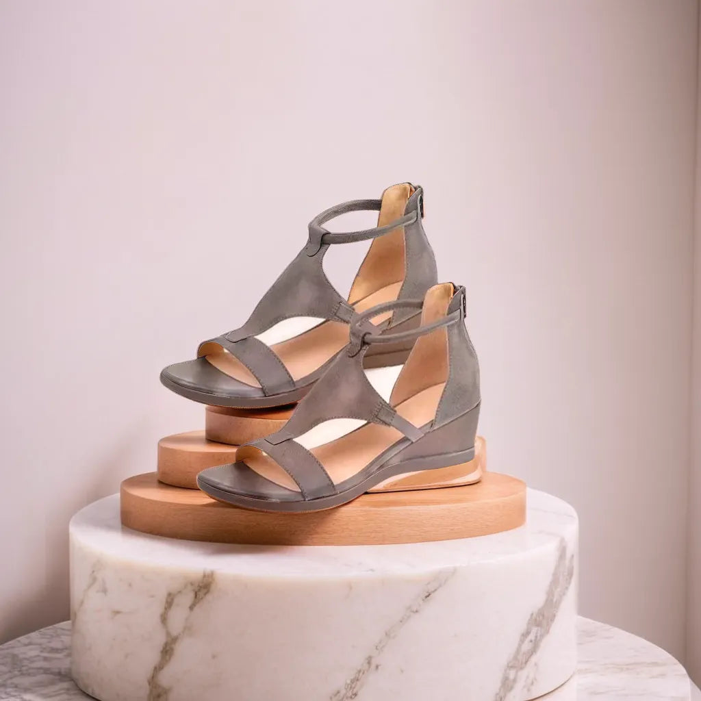 Grey (Almost sold out) / 13